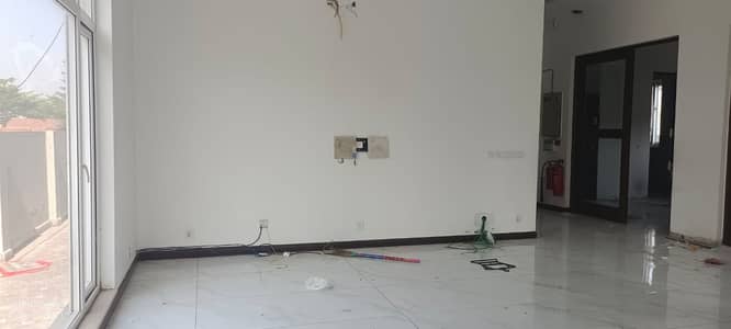 1 Kanal Full House In Available For Rent In Dha Phase 7 S Block