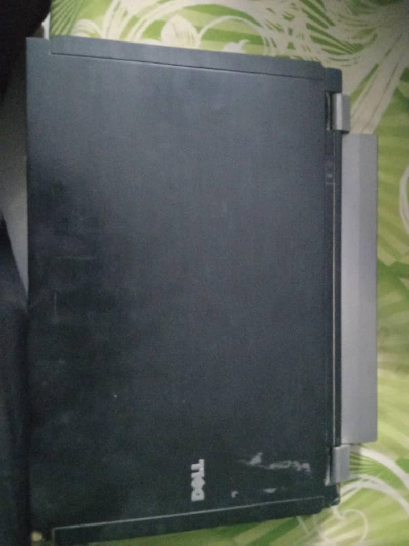 Dell Latitude 0