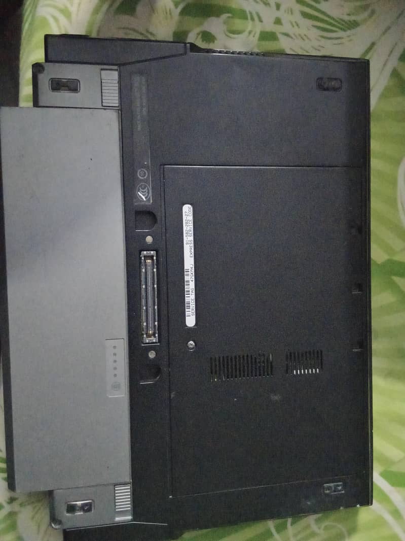Dell Latitude 2