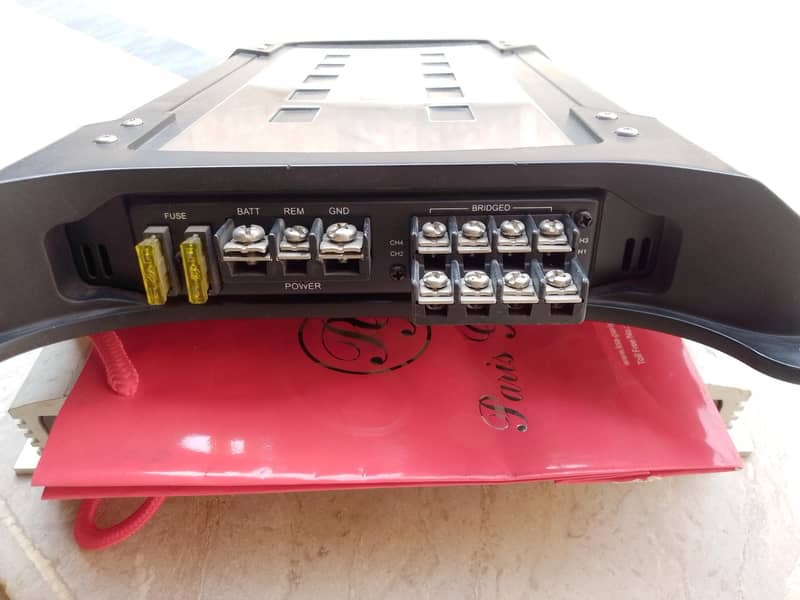 Sonico Eastern 4 Channel Amplifier 2