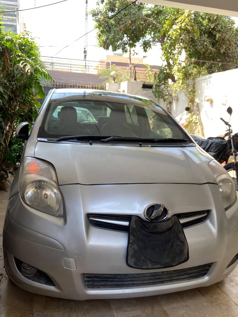 Toyota Vitz 2012 1