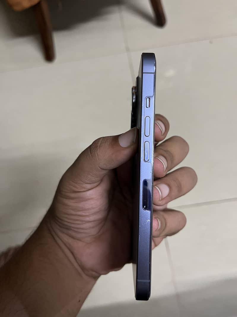 Apple iPhone 13 Pro 1
