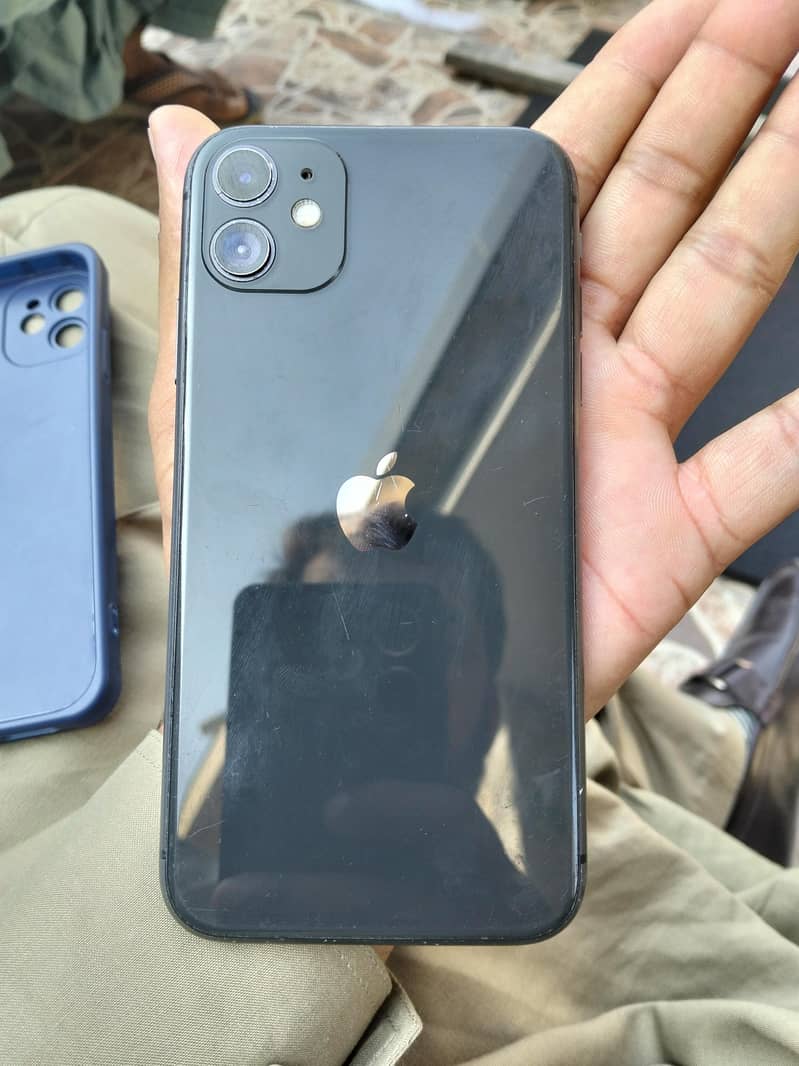 Apple iPhone 11 0