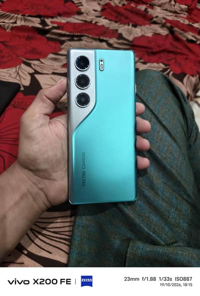 Tecno CAMON 40 Pro 8+8/256