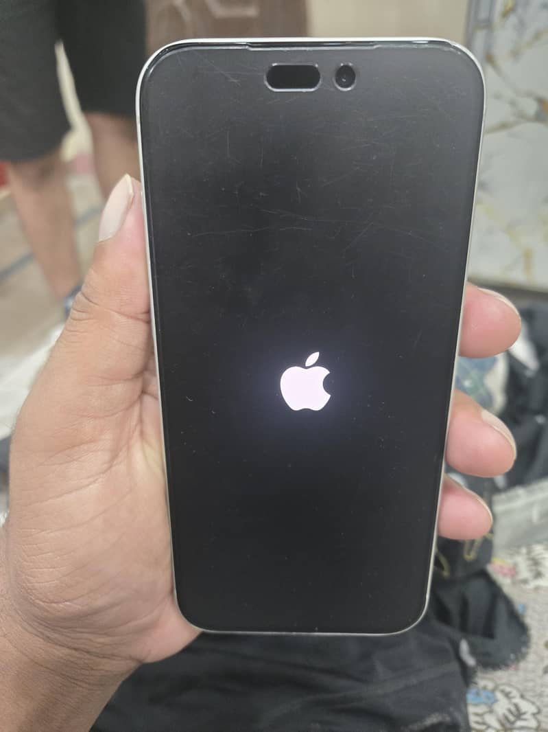 Apple iPhone 17 Pro Max 1