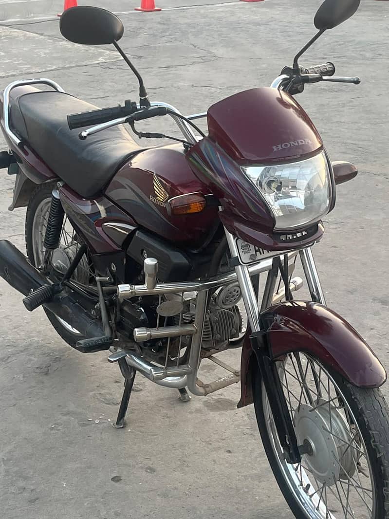 Honda prider 2015 model 4