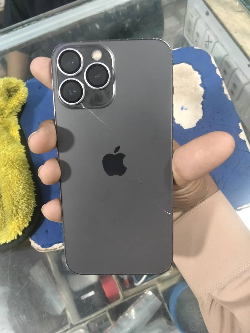 Apple iPhone 13 Pro Max 5