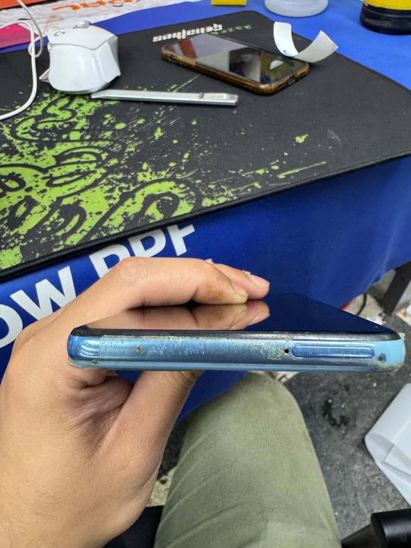 Samsung Mobile A72 3