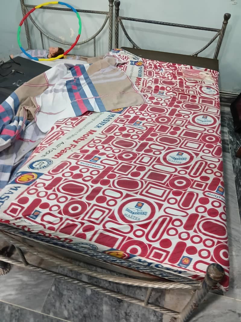 2  single iron bed 3