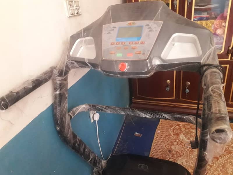Electronic Treadmill KL-1302 1