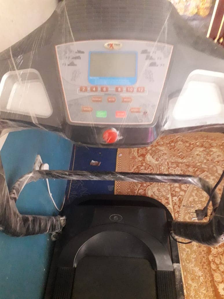 Electronic Treadmill KL-1302 3