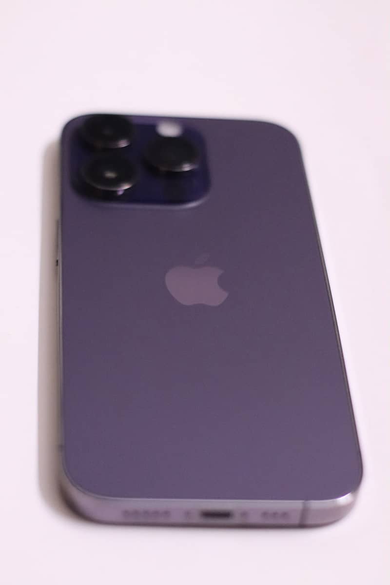 Apple iPhone 14 Pro 1