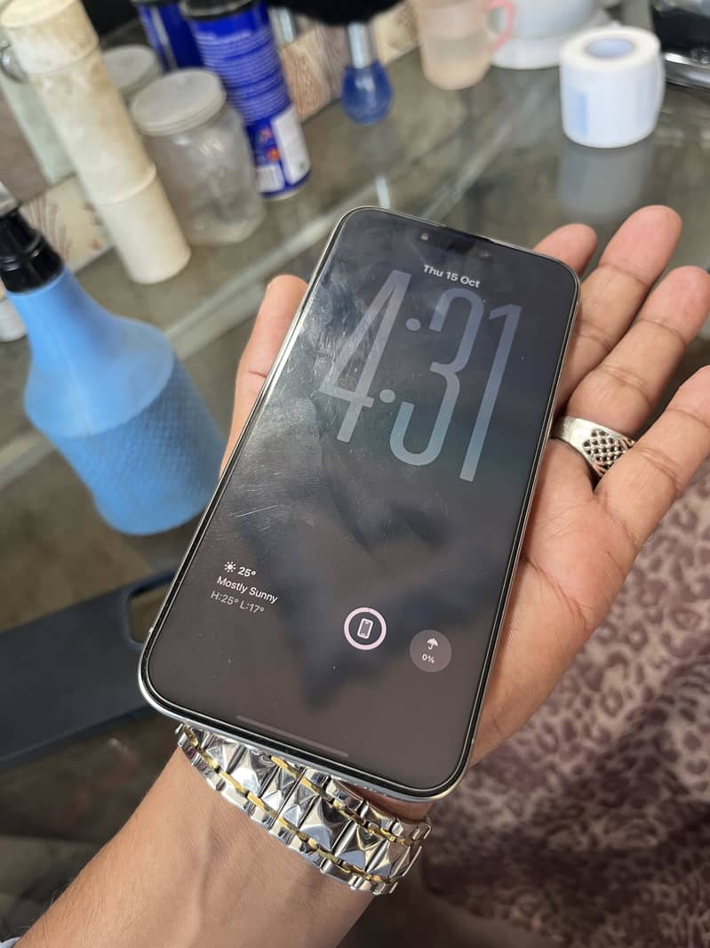 Apple iPhone 15 Pro Max 2
