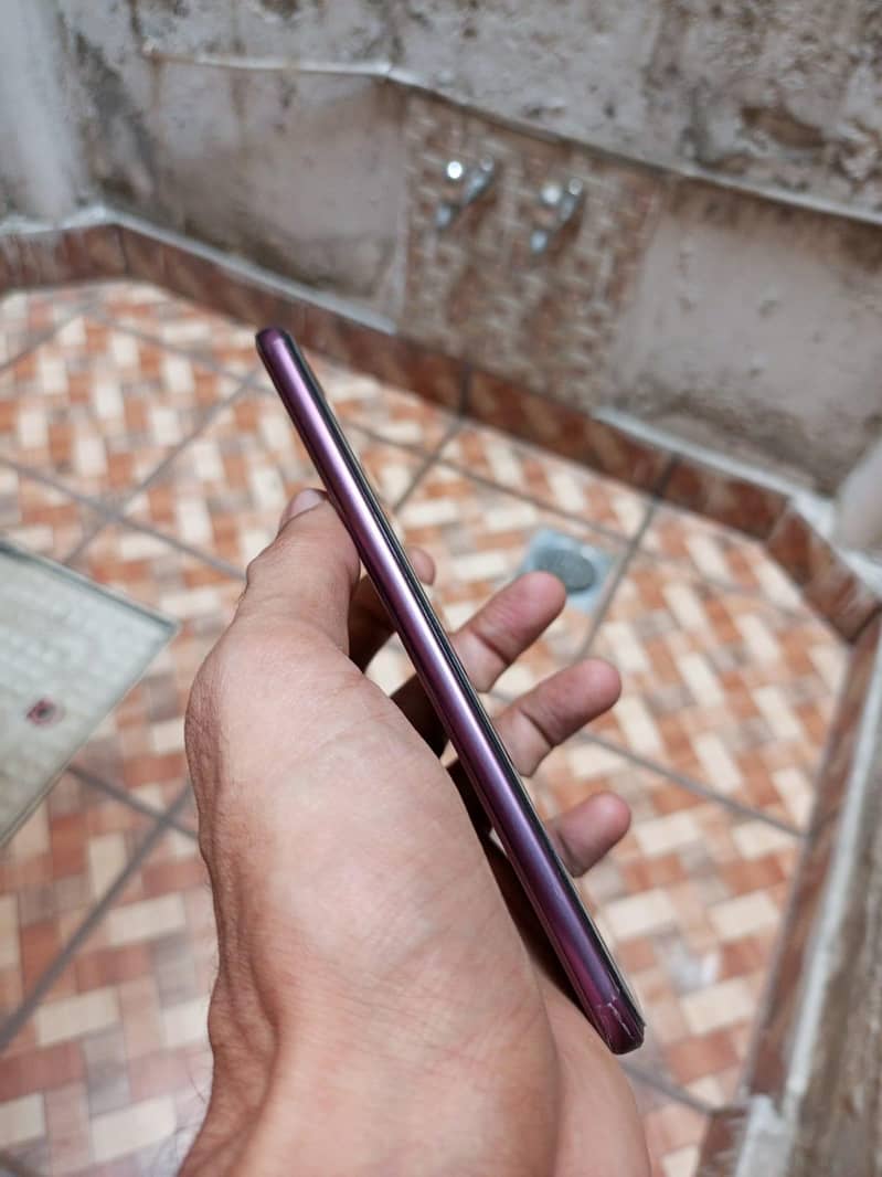 Vivo V60 3
