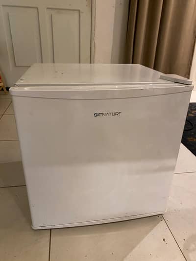 Imported Mini Fridge in great condition
