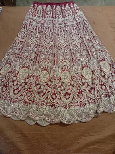 bridal lehenga almost new wear only 3 hours with complete jewelry set