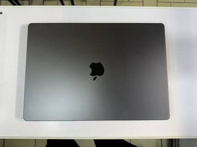 Macbook m4 max