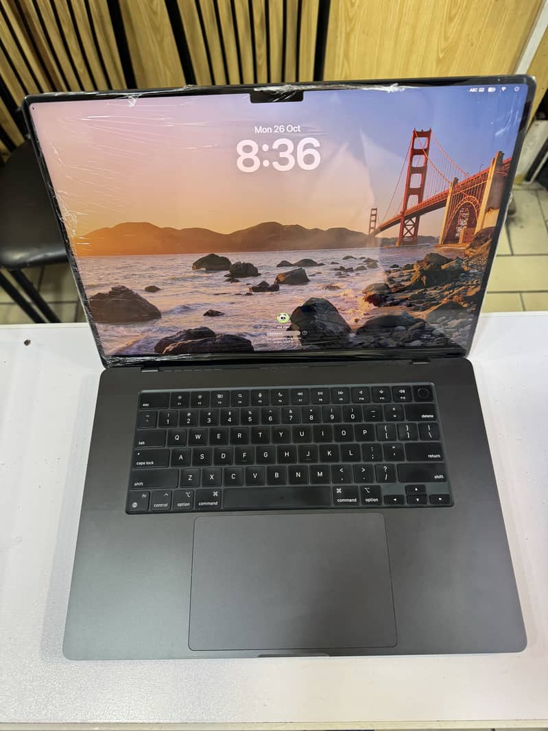 Macbook m4 max 5