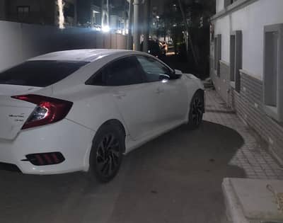 Honda Civic Oriel 2018