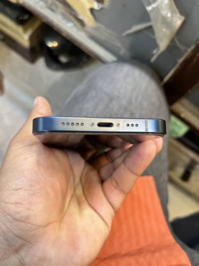 Apple iPhone 13 jv In Warranty