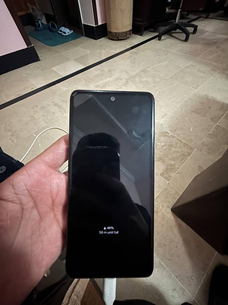 Samsung Mobile A52. . . 3