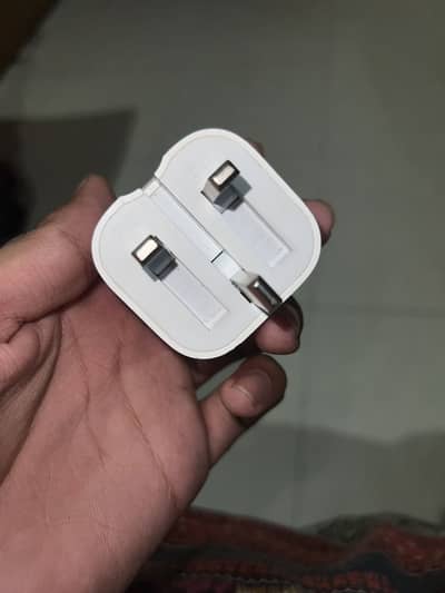 iPhone adapter