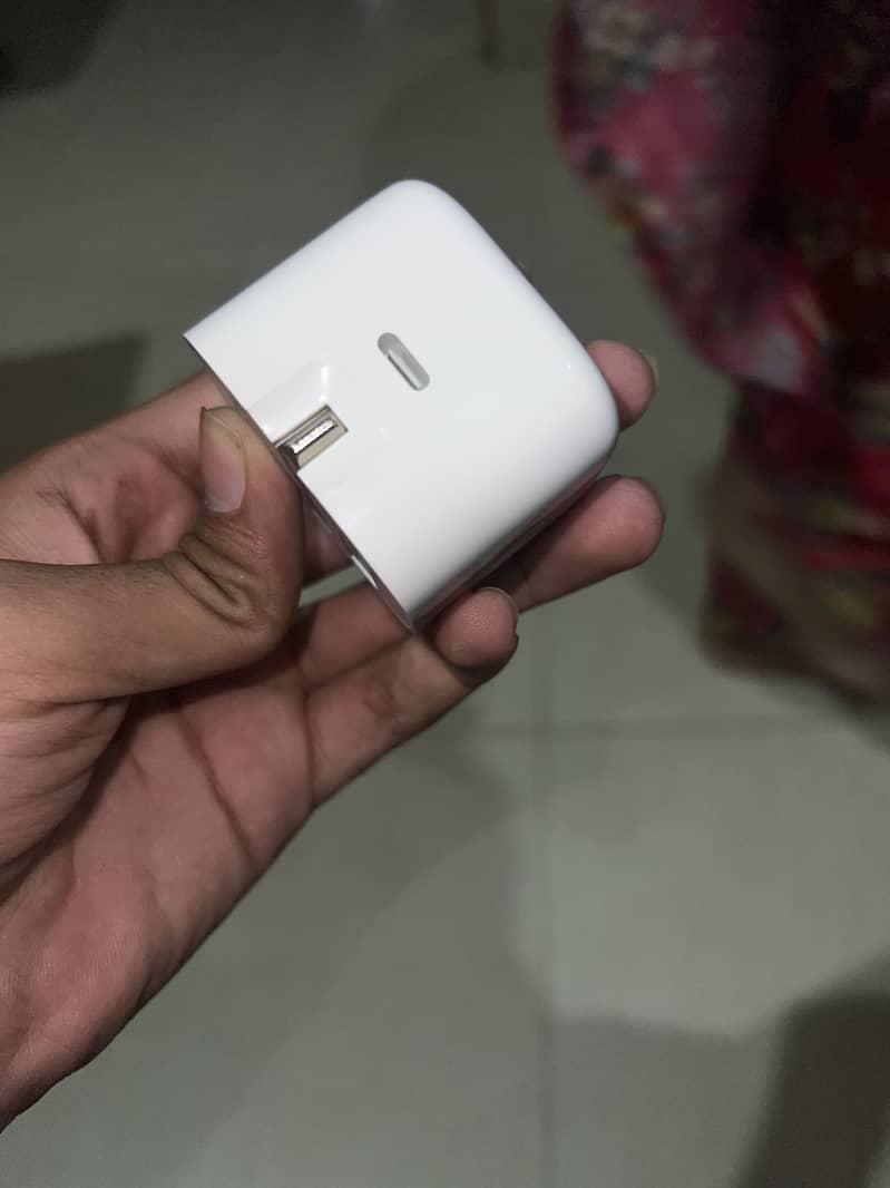 iPhone adapter 3