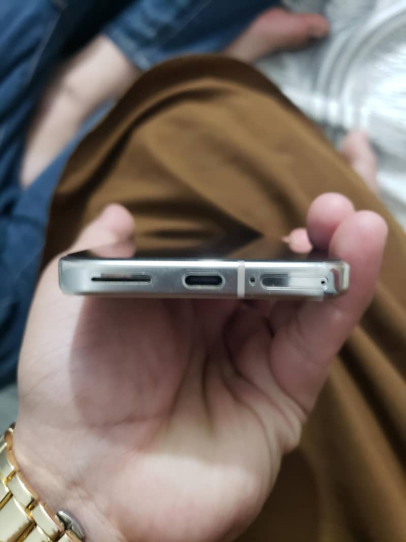Google Pixel 9 Pro 2