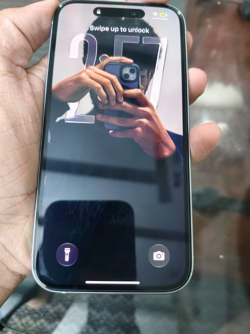 Apple iPhone 15 3