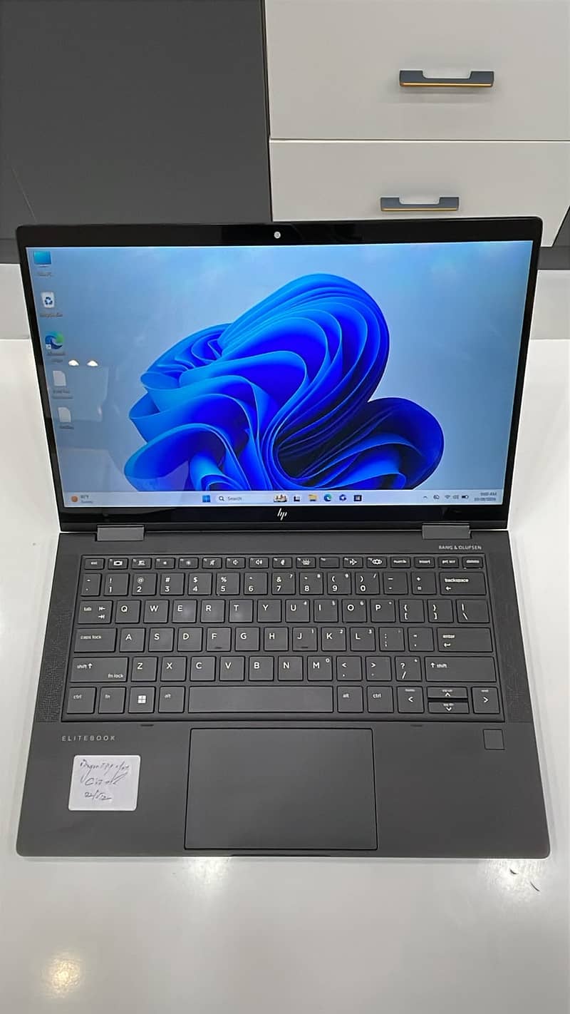 HP Elite Dragonfly Max 1