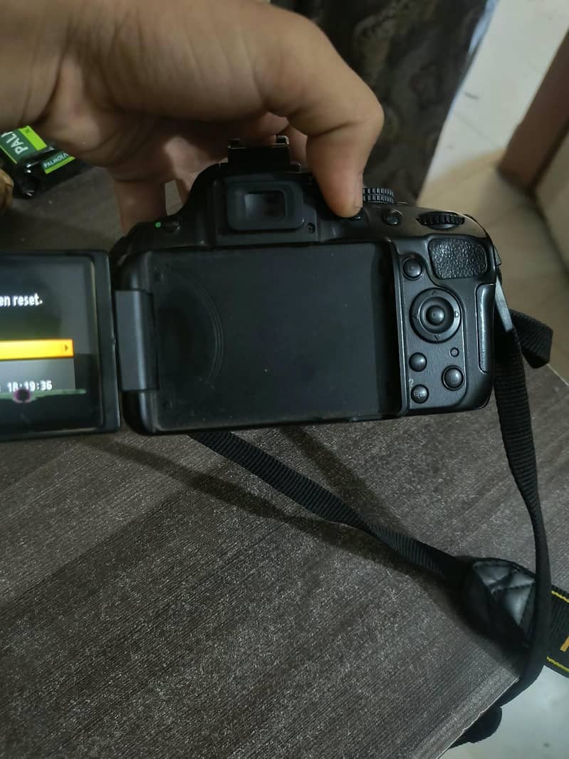 Nikon D5100 4