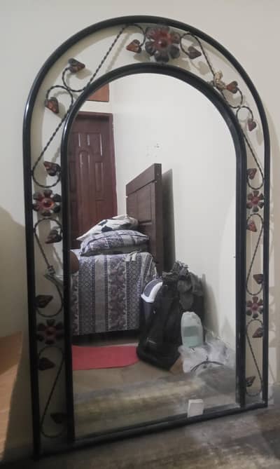 Dressing Table with Mirror