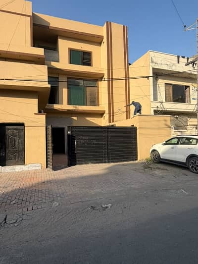 1 Kanal Triple Storey Commercial Building For Rant Al Hamra Town Naz UCP University Lahore