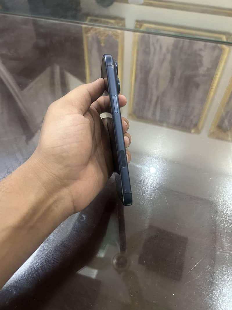 Apple iPhone 17 Pro Max 0