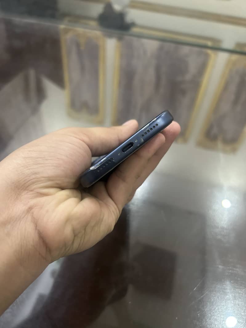 Apple iPhone 17 Pro Max 5