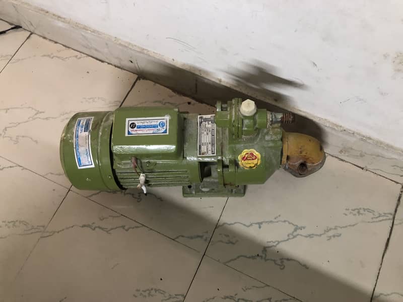 It’s a water pump 0