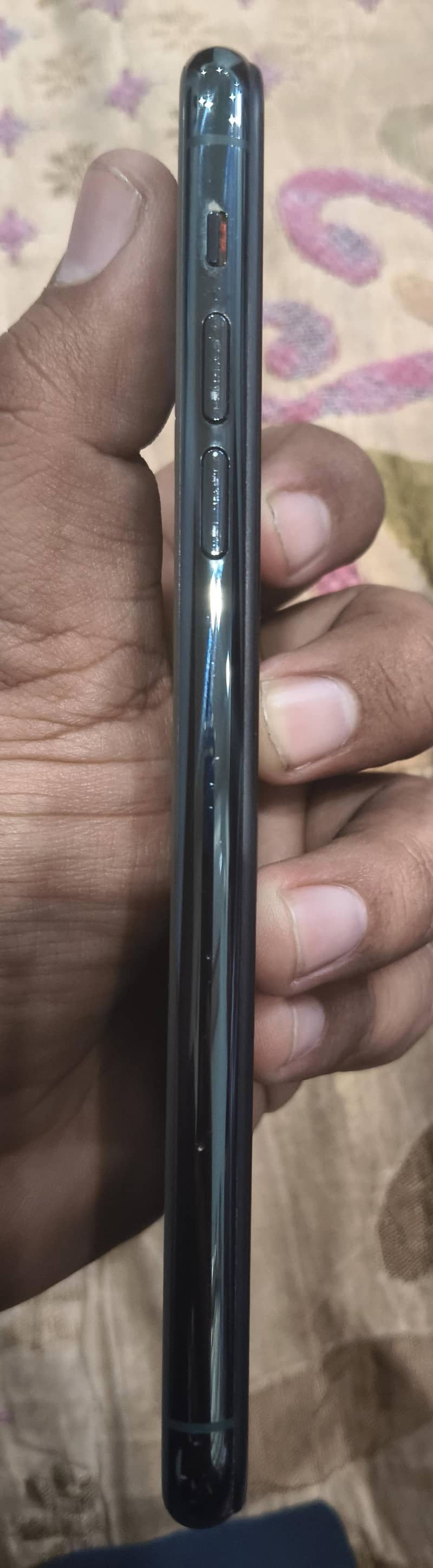 Apple iPhone 11 Pro Max 2