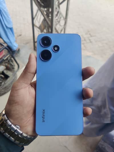 Infinix Hot 30 Play