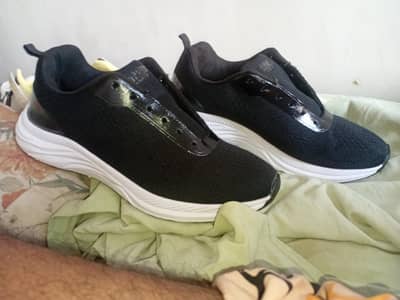 Pure Black Made in China Shoes