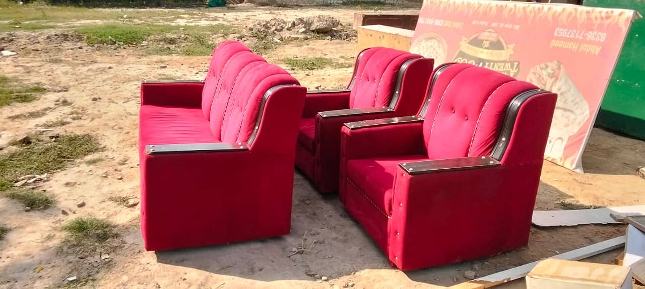 5 seater Master sofa 1