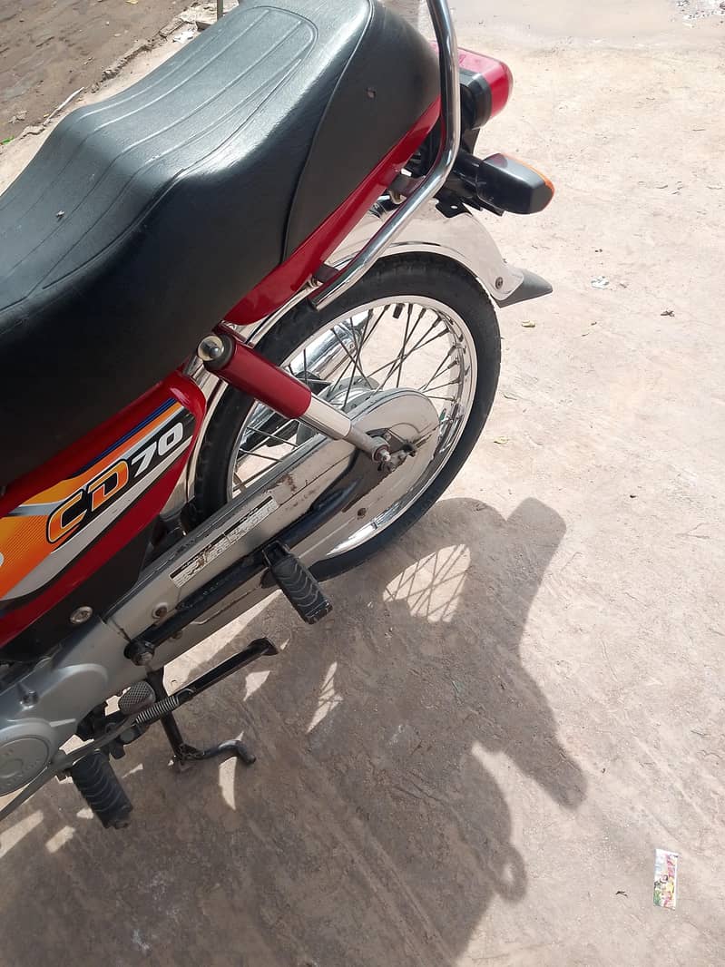 Honda CD 70 4