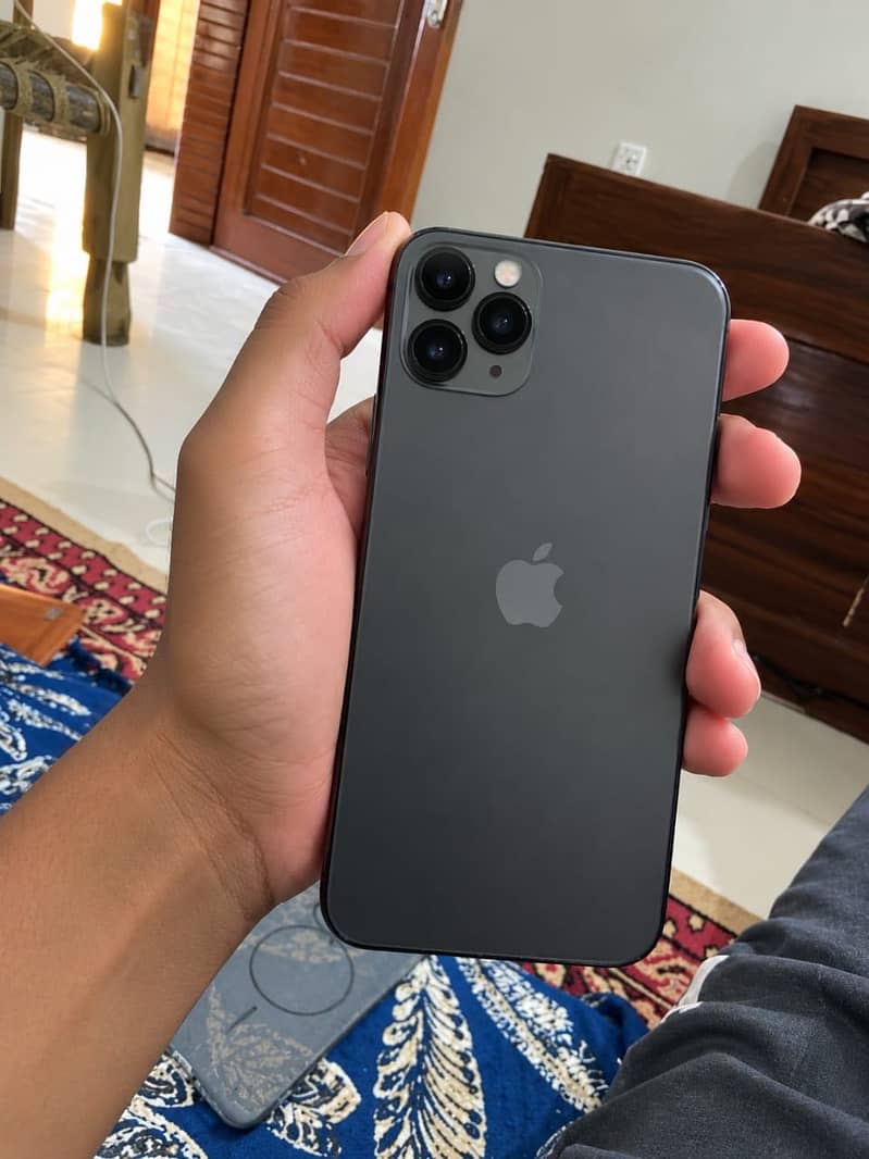 Apple iPhone 11 Pro Max 0