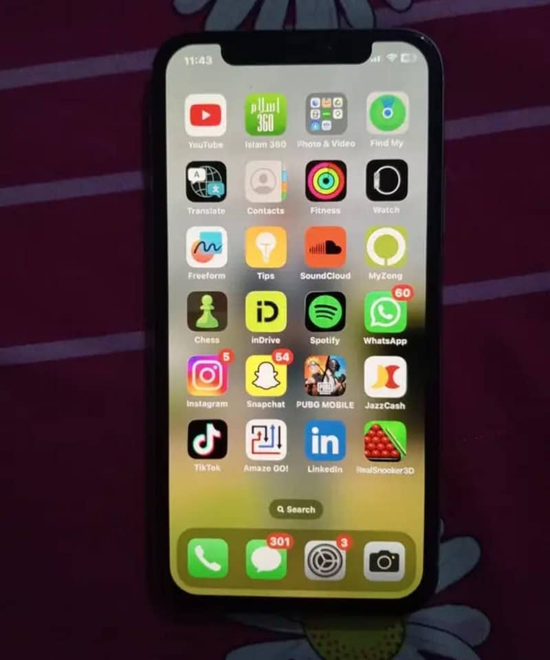 Apple iPhone X 0