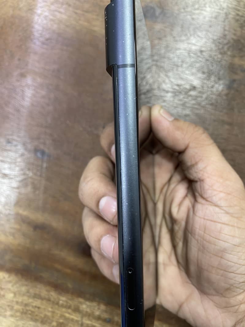 Google Pixel 8 2