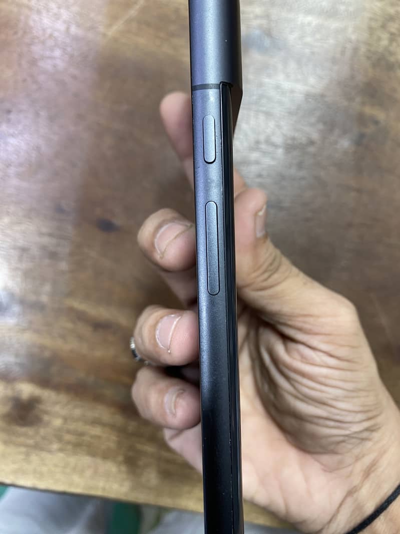Google Pixel 8 3