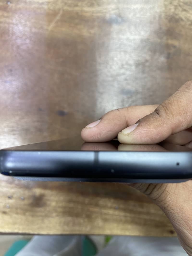 Google Pixel 8 5