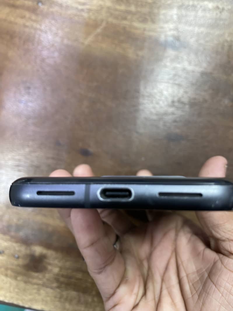 Google Pixel 8 6