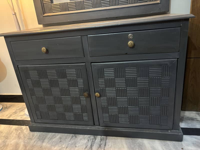 Dressing table for sale contact on WhatsApp for details 1