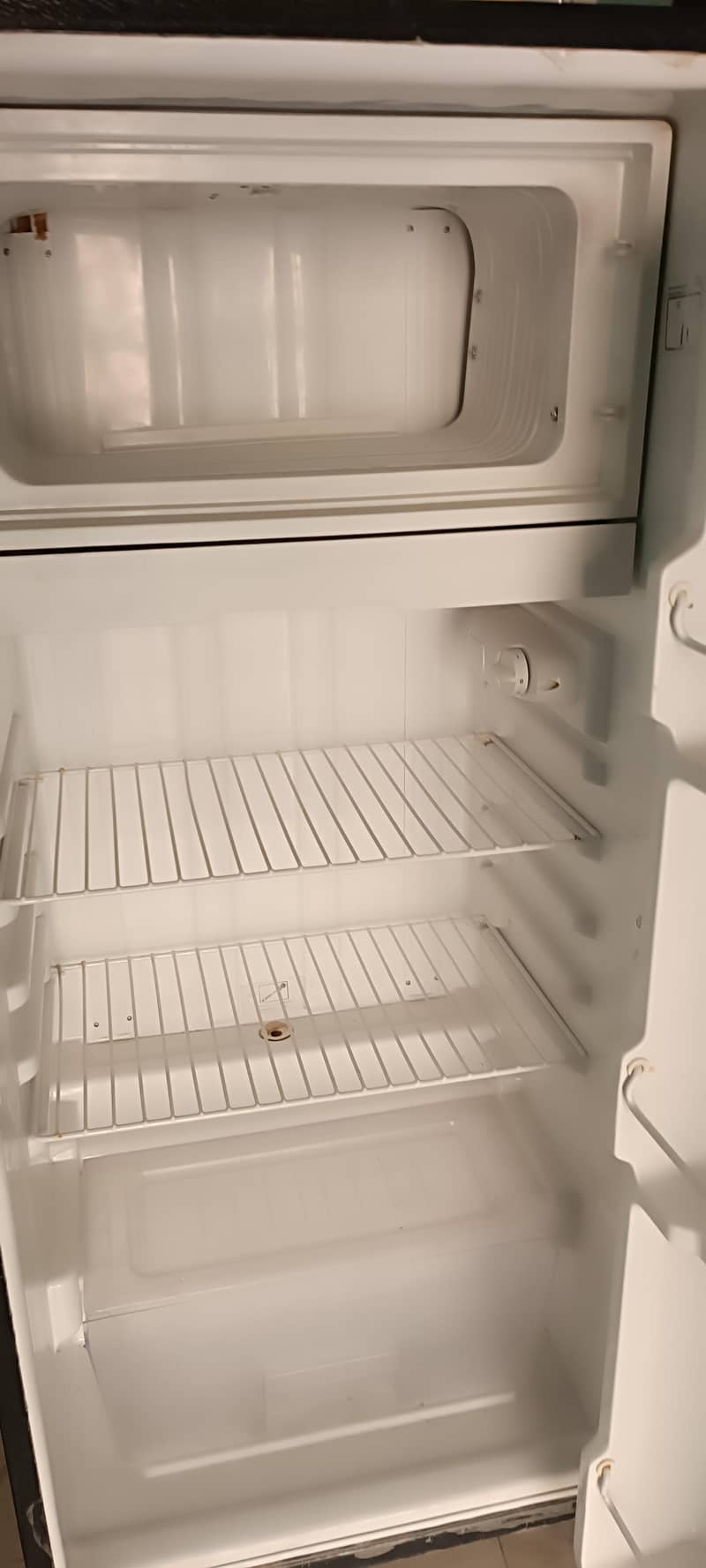 Single Door Refrigerator 3