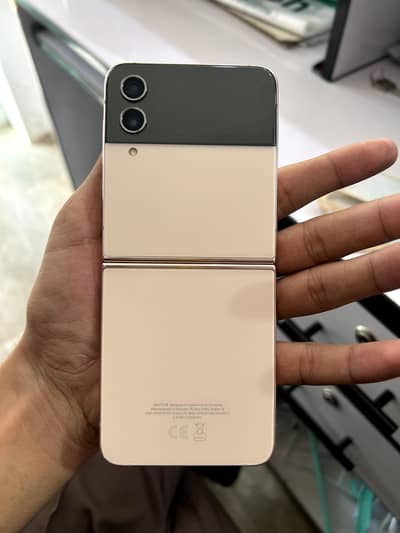 Samsung Mobile Z Flip 4